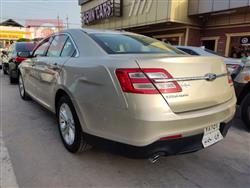 Ford Taurus